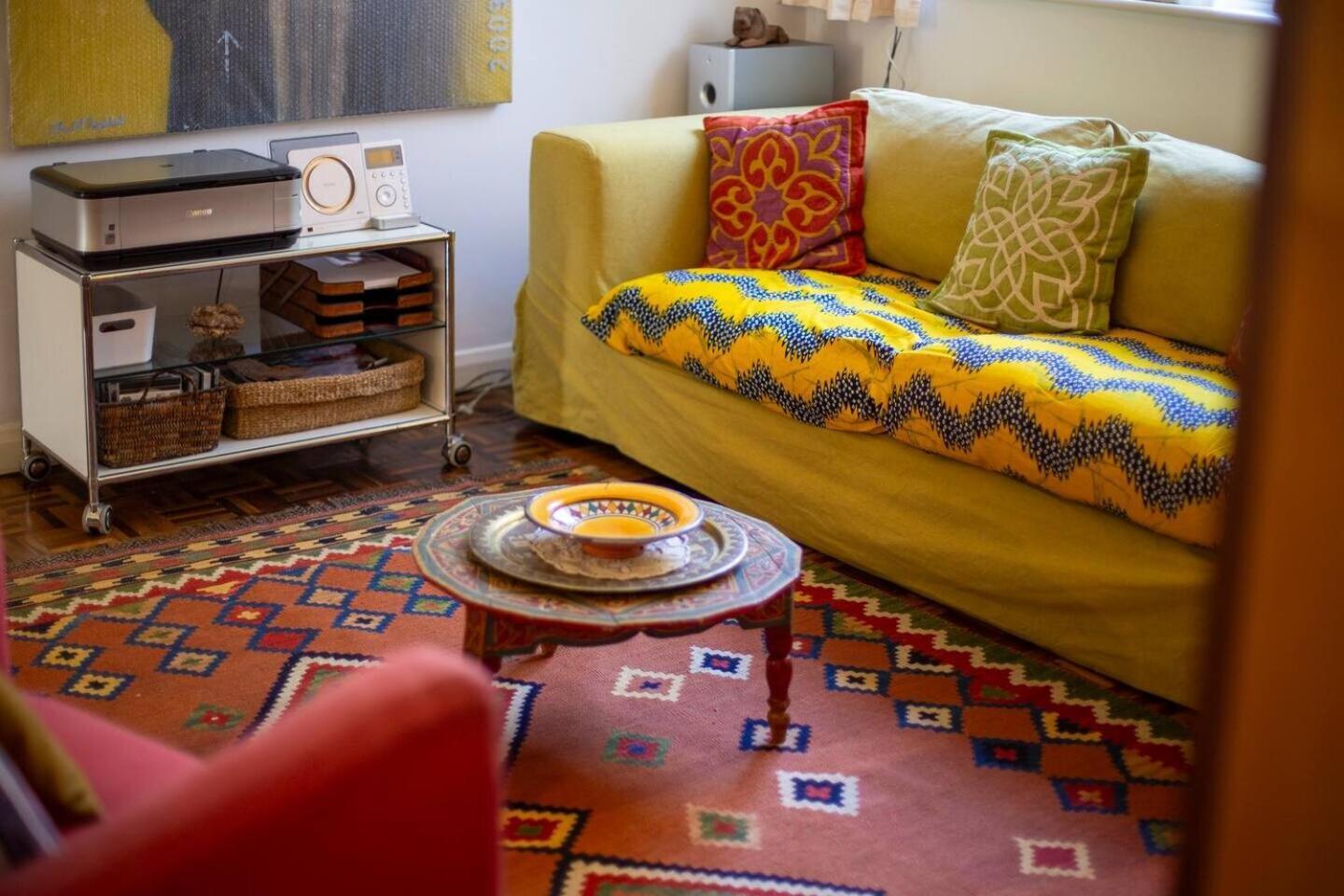 Pass The Keys Charming Ground Floor Flat With Free Parking *